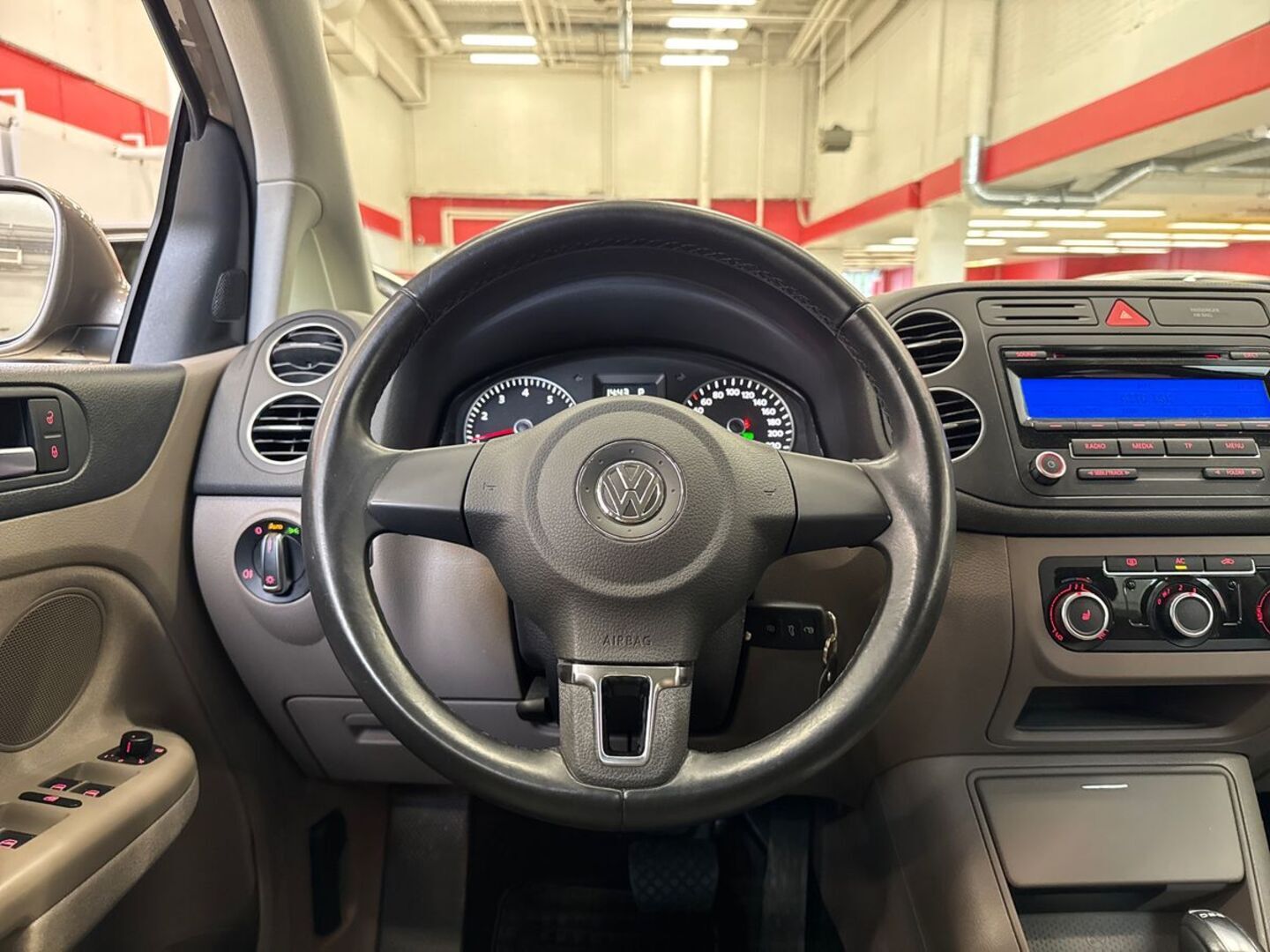 VOLKSWAGEN Golf Plus 2011
