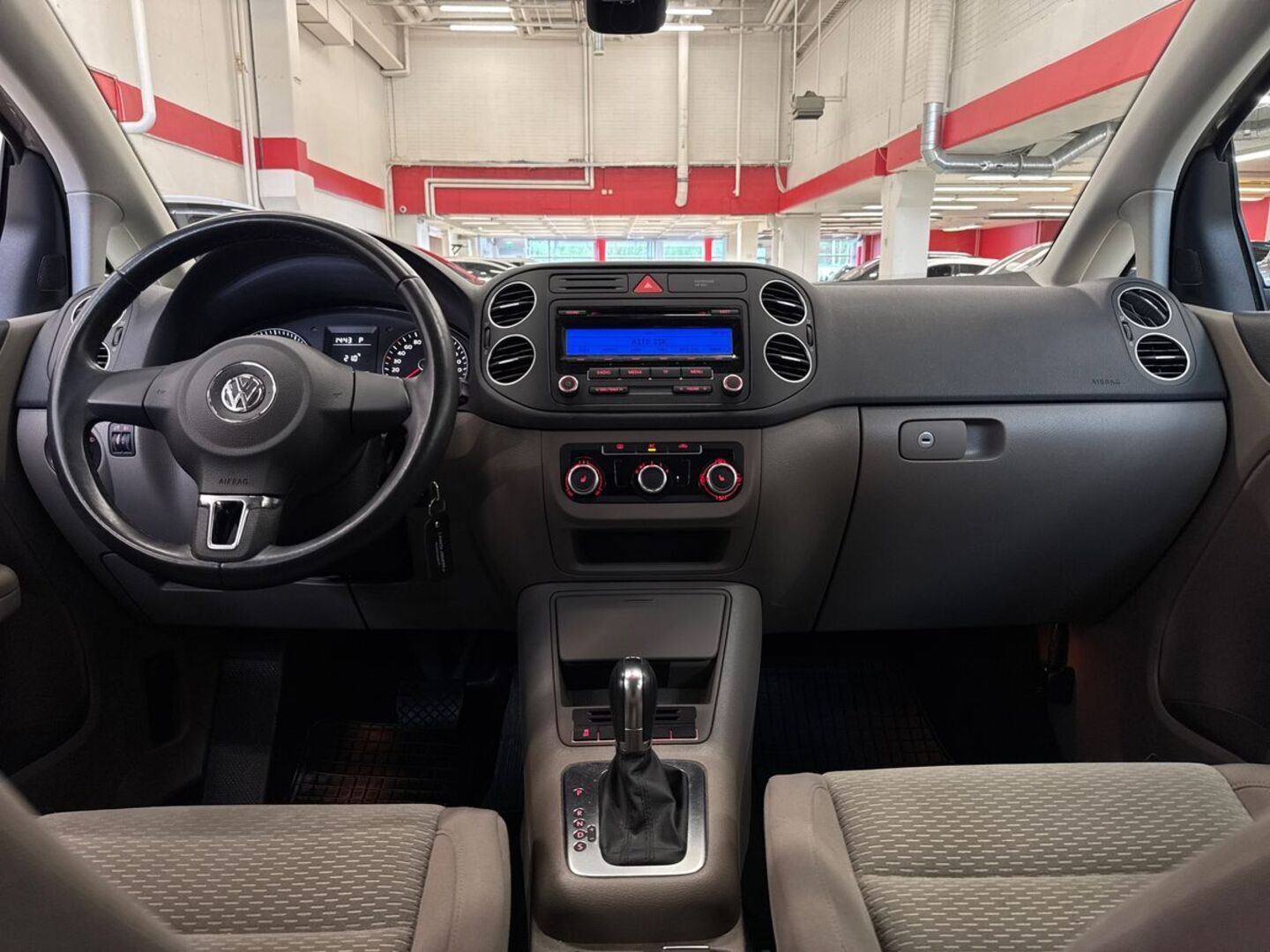VOLKSWAGEN Golf Plus 2011