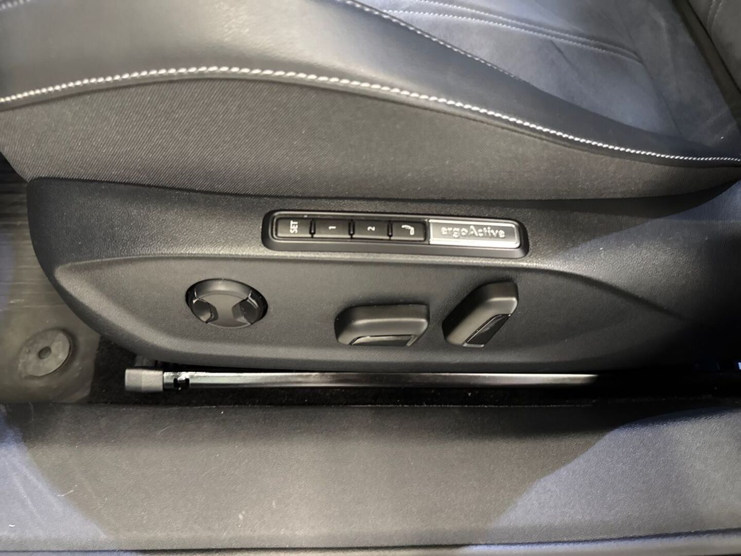 VOLKSWAGEN ID.7 2024