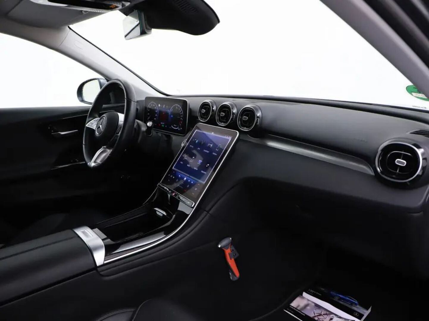MERCEDES-BENZ C 2022