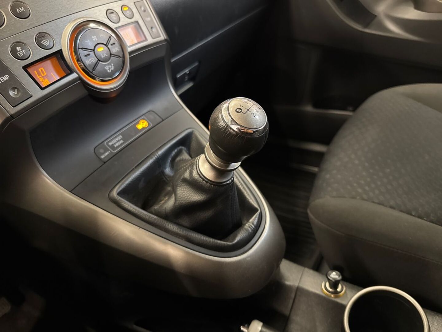 TOYOTA Verso 2010