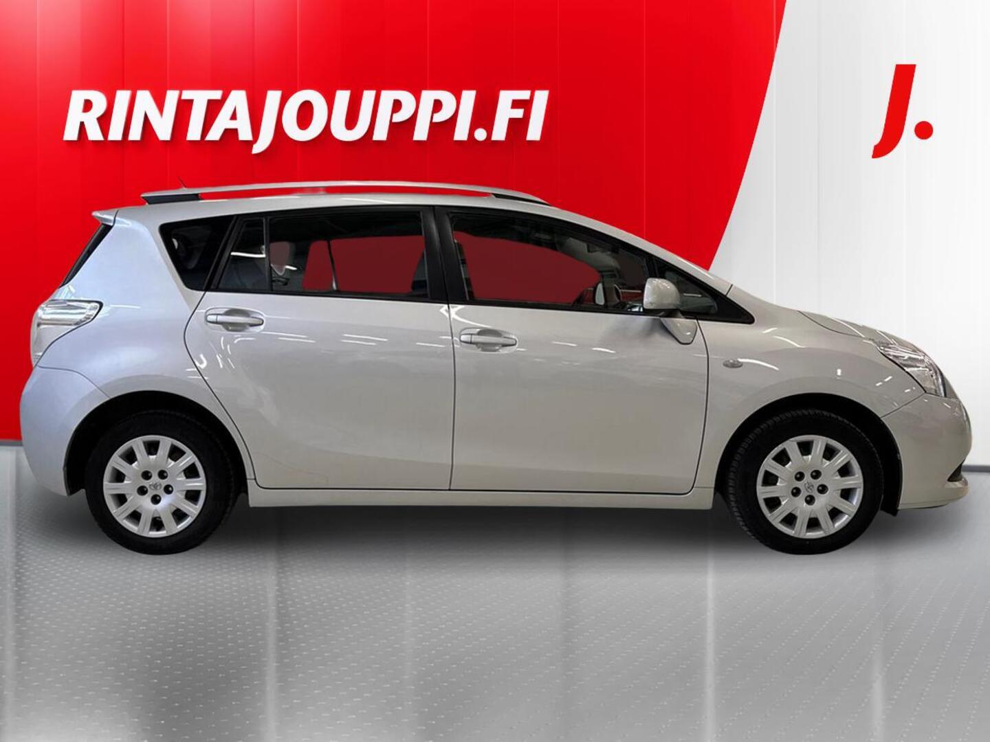 TOYOTA Verso 2010