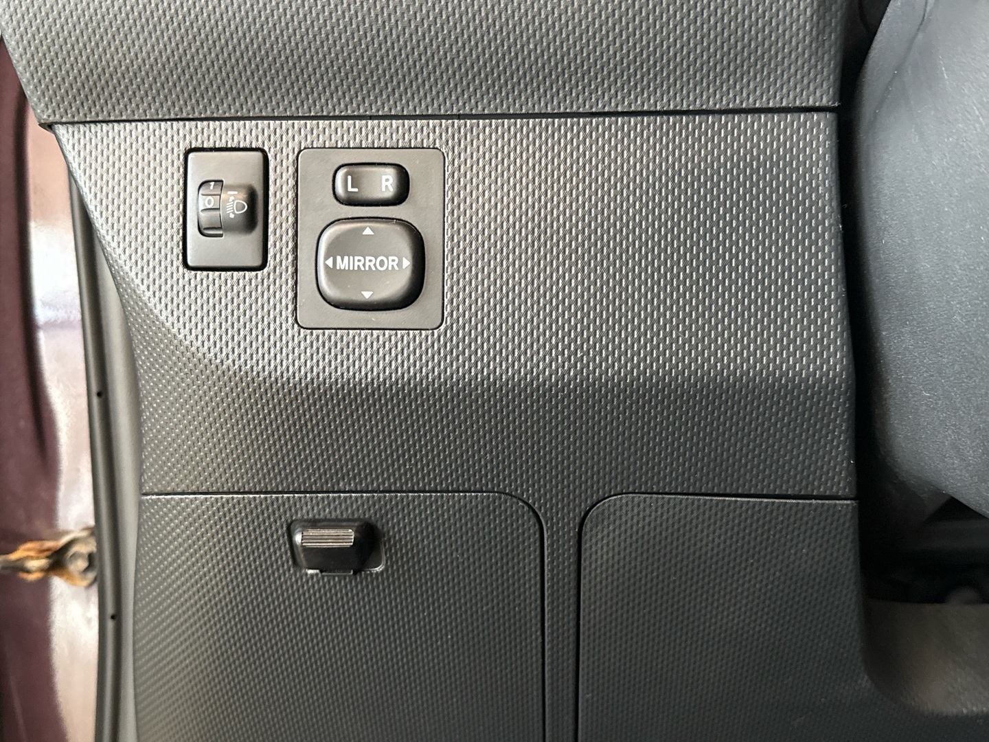 TOYOTA Urban Cruiser 2011