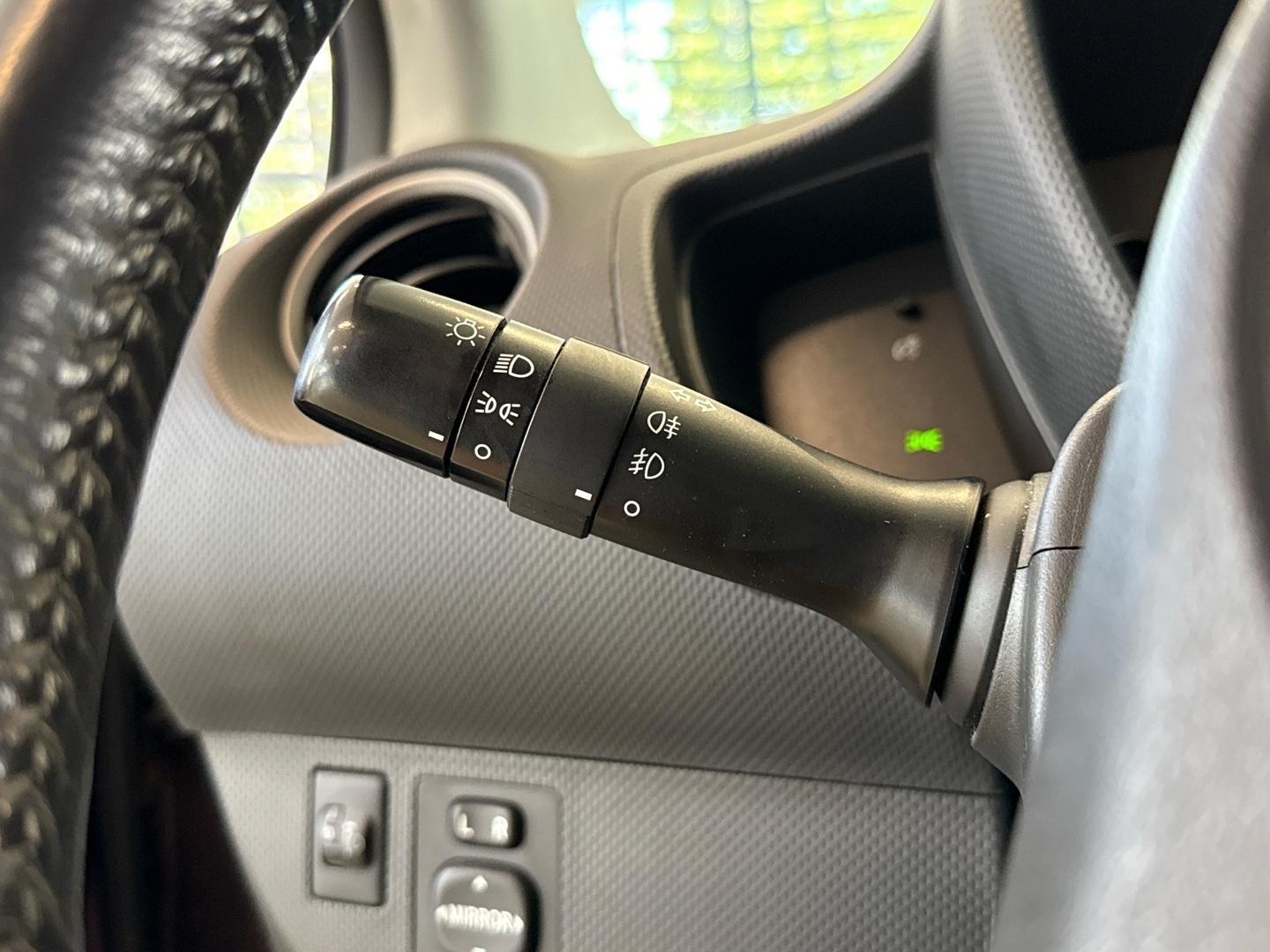 TOYOTA Urban Cruiser 2011