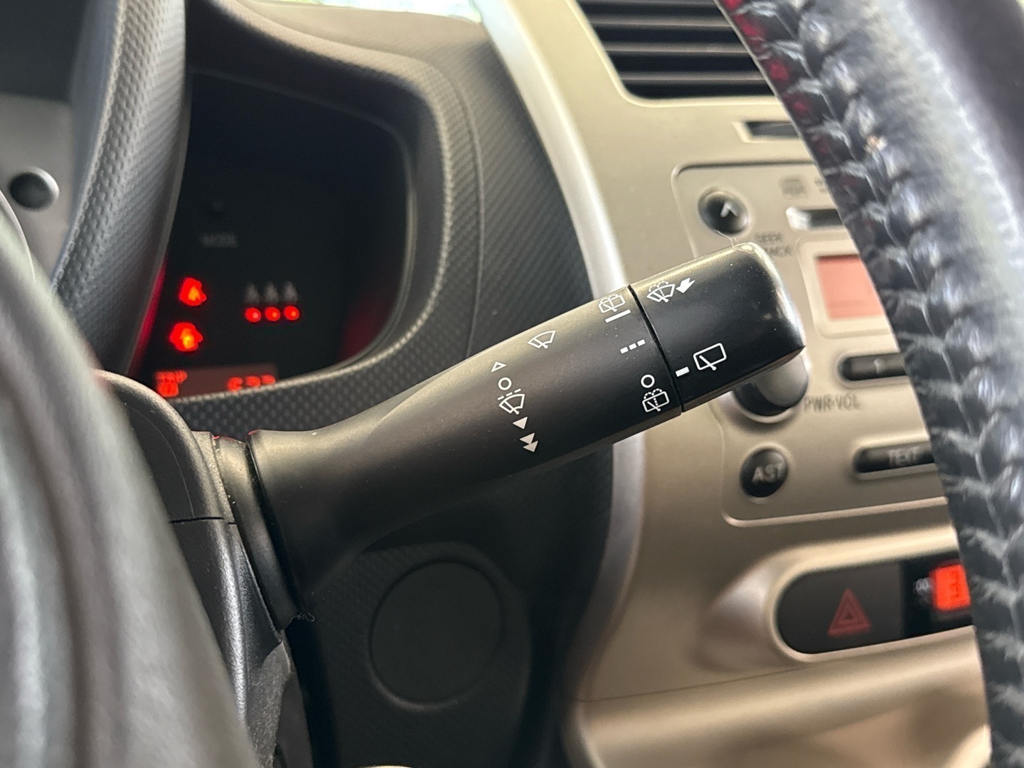 TOYOTA Urban Cruiser 2011