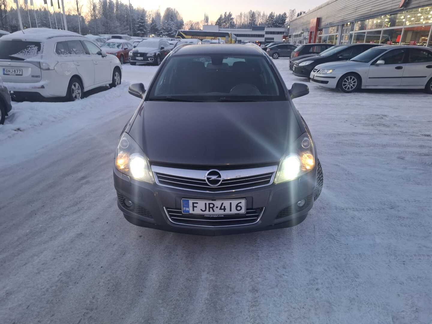 OPEL Astra 2010