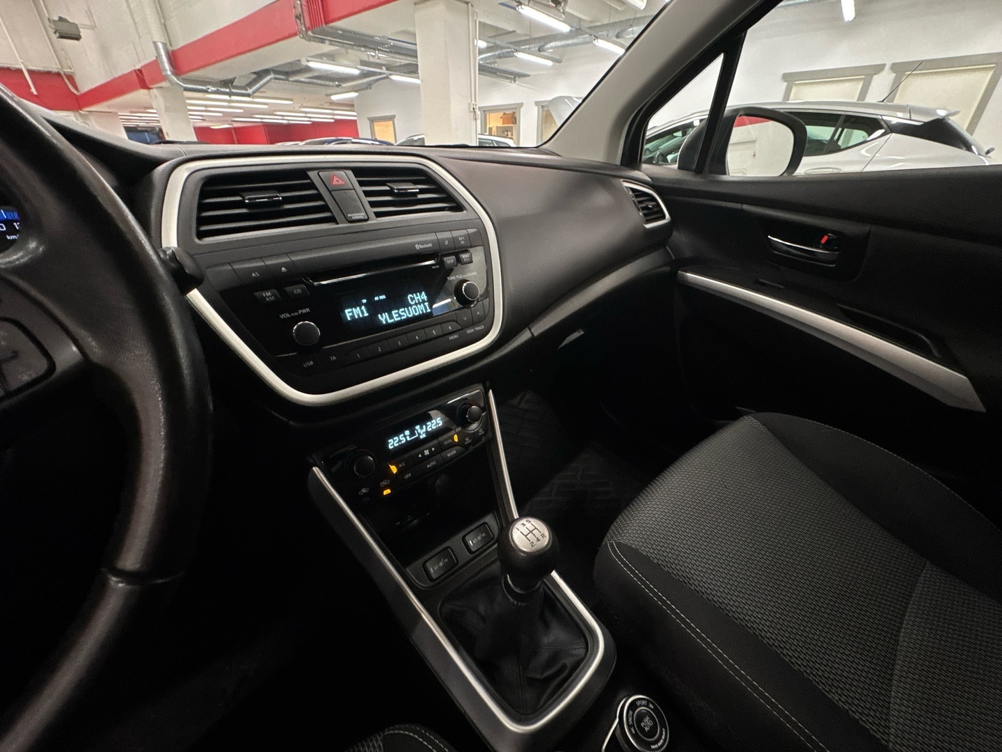 SUZUKI SX4 S-Cross 2014