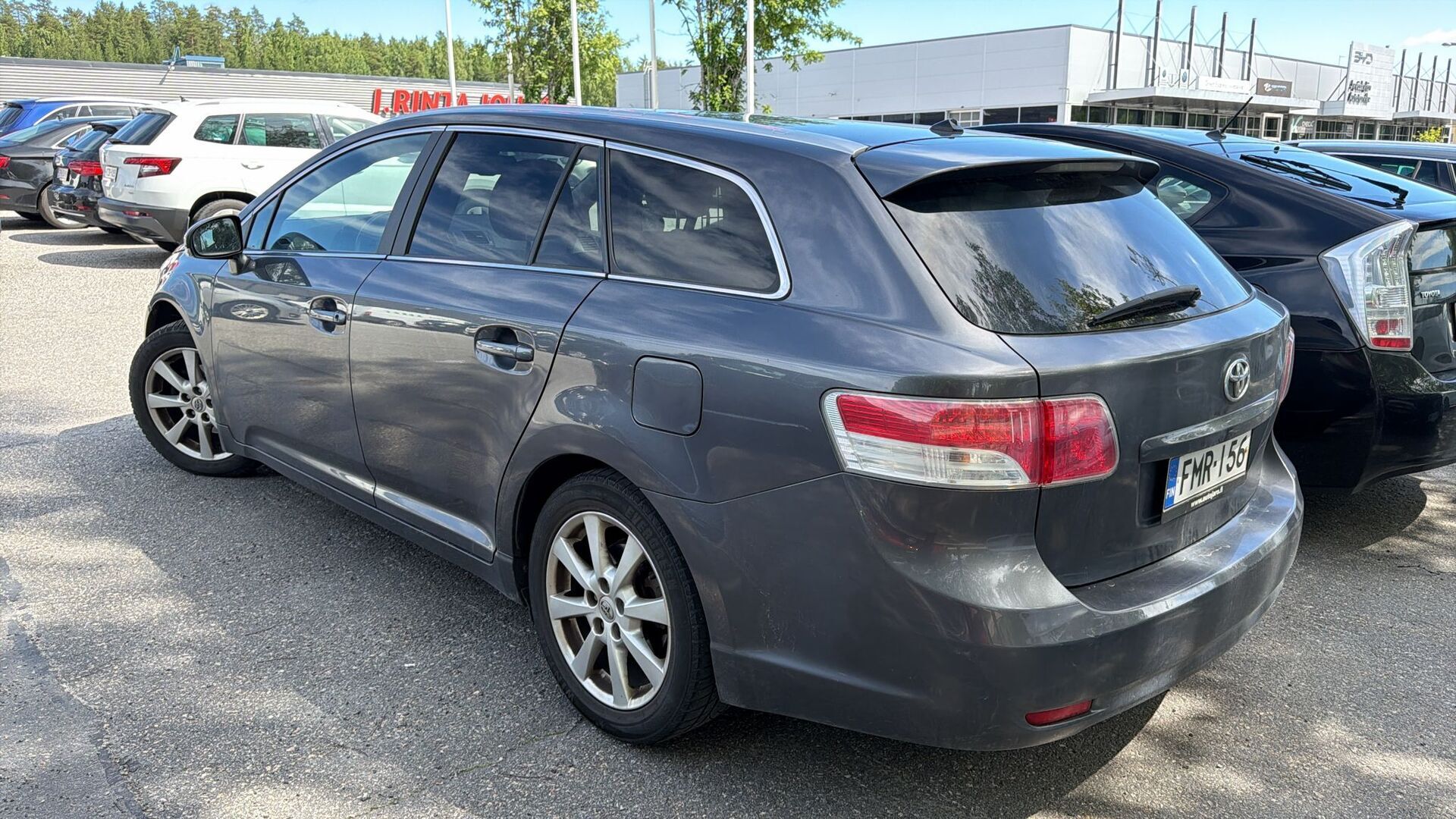 TOYOTA Avensis 2010