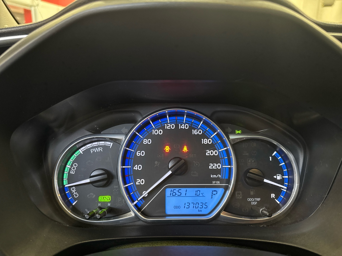 TOYOTA Yaris 2014