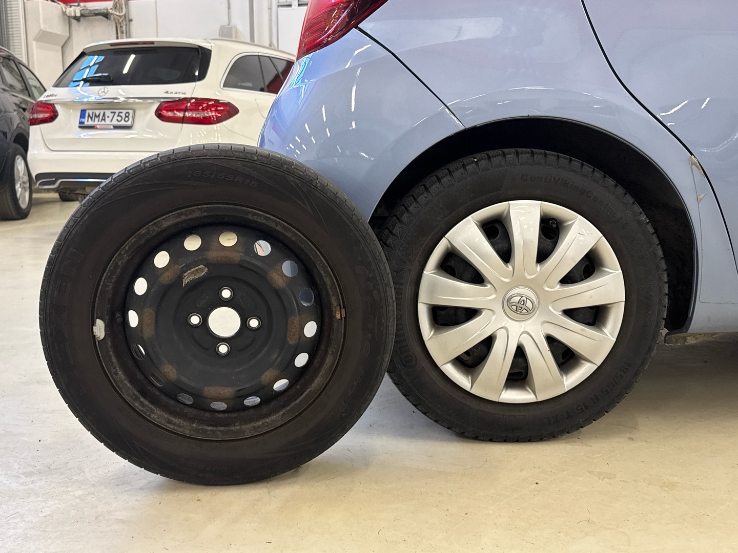 TOYOTA Yaris 2014