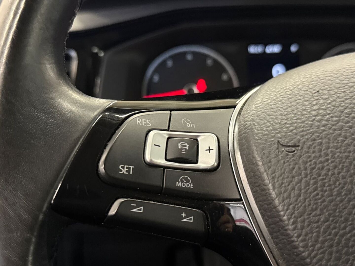 VOLKSWAGEN Polo 2018