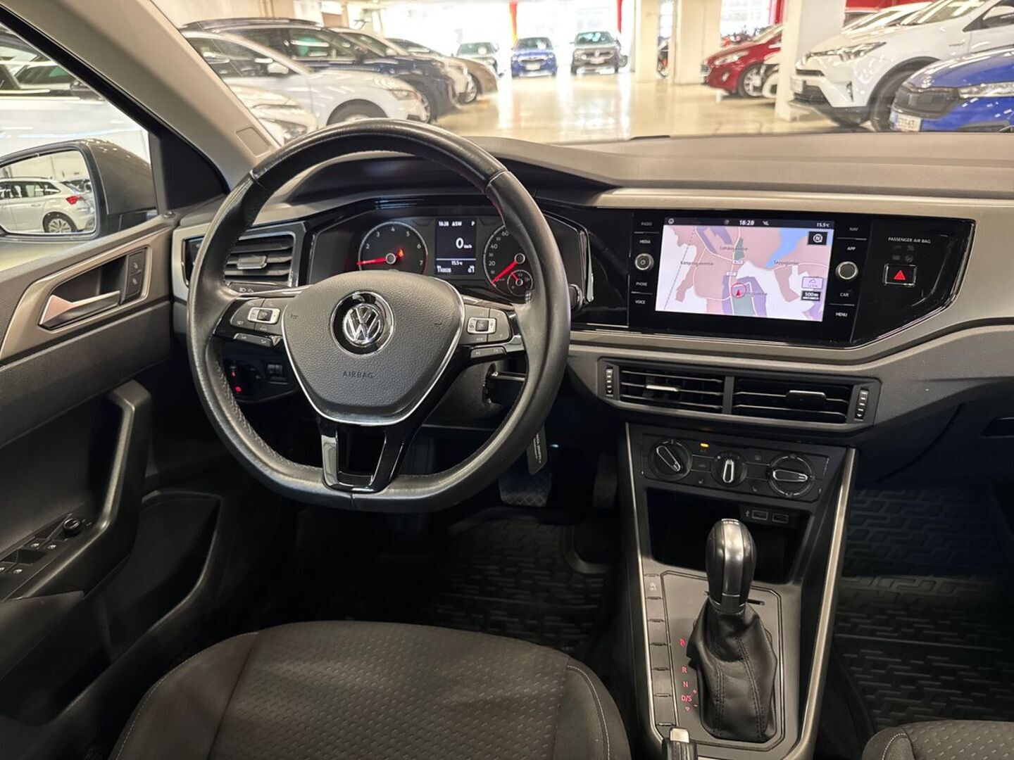 VOLKSWAGEN Polo 2018