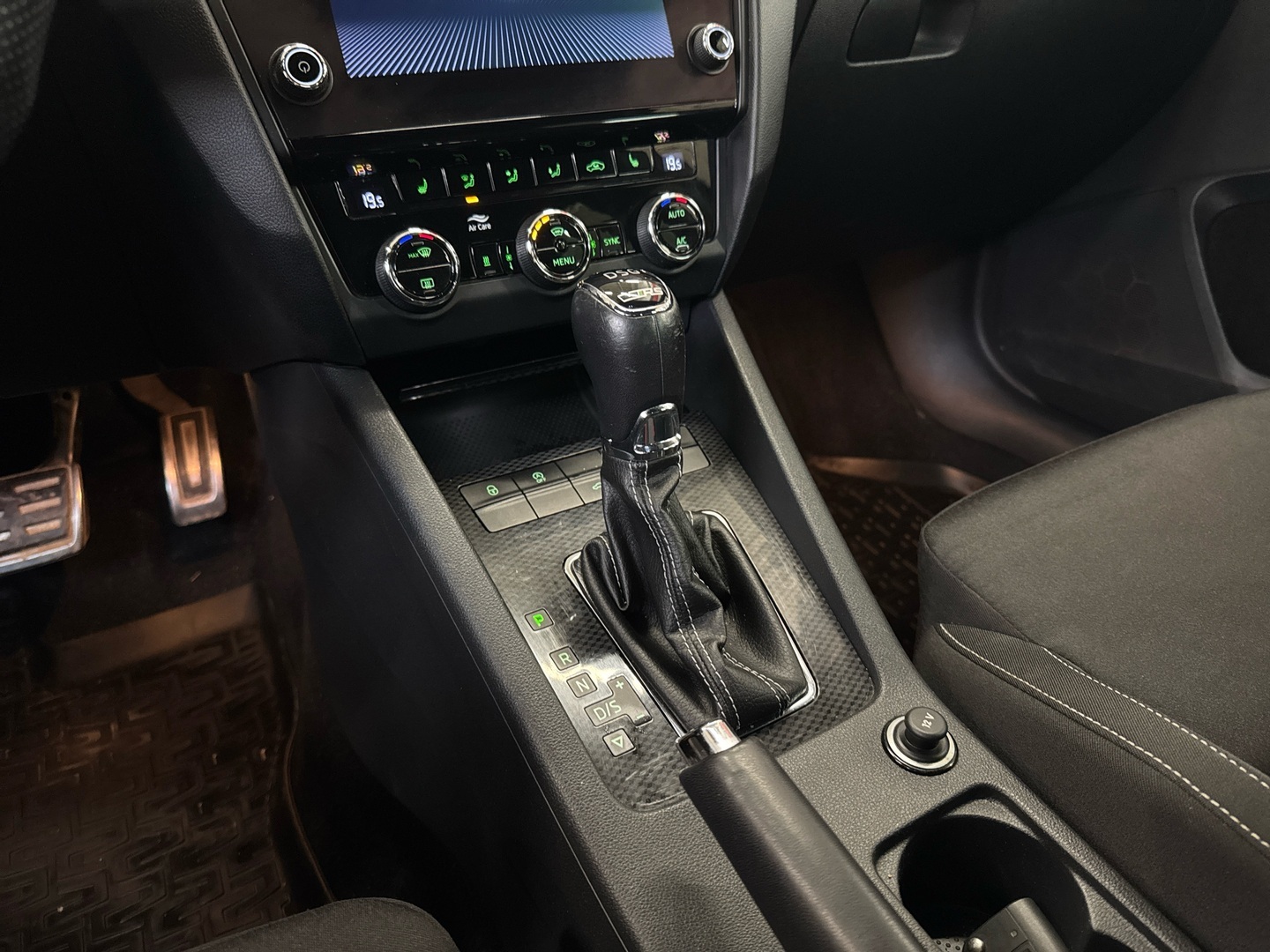 SKODA Octavia 25