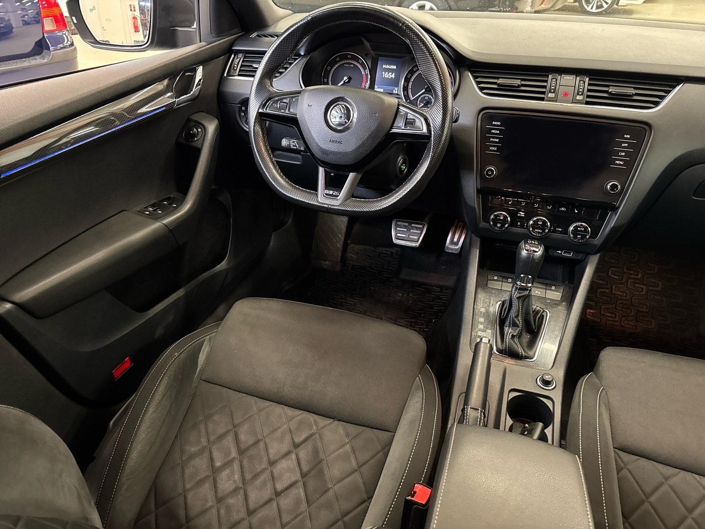 SKODA Octavia 27
