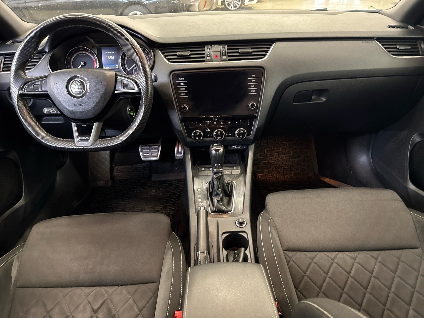 SKODA Octavia 28