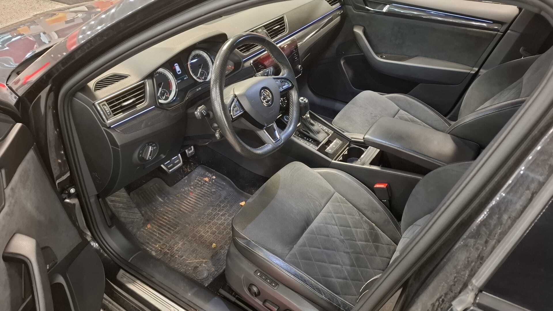 SKODA Superb 2019