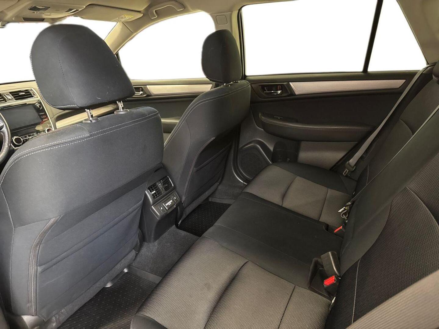 SUBARU Outback 2018