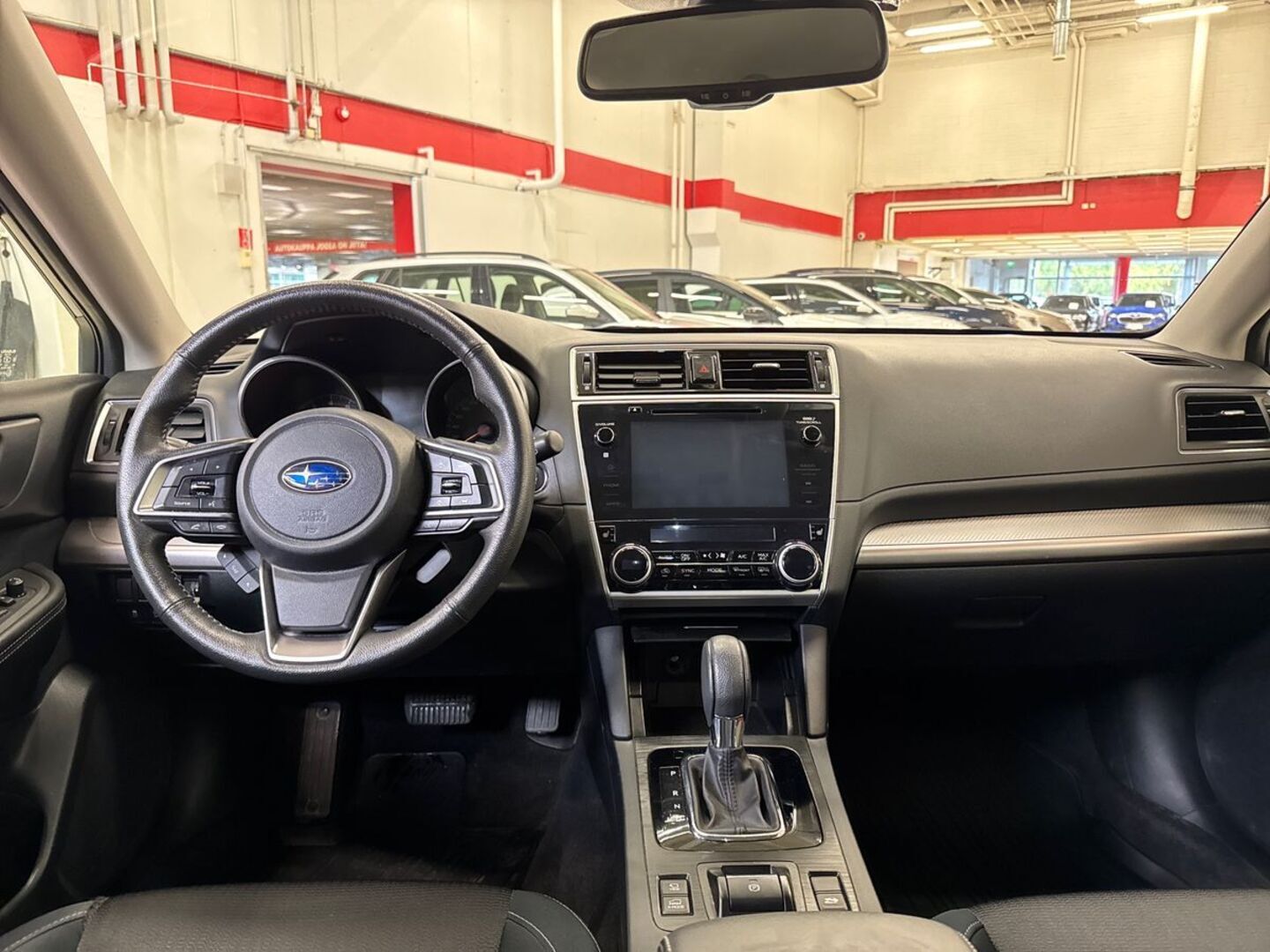 SUBARU Outback 2018