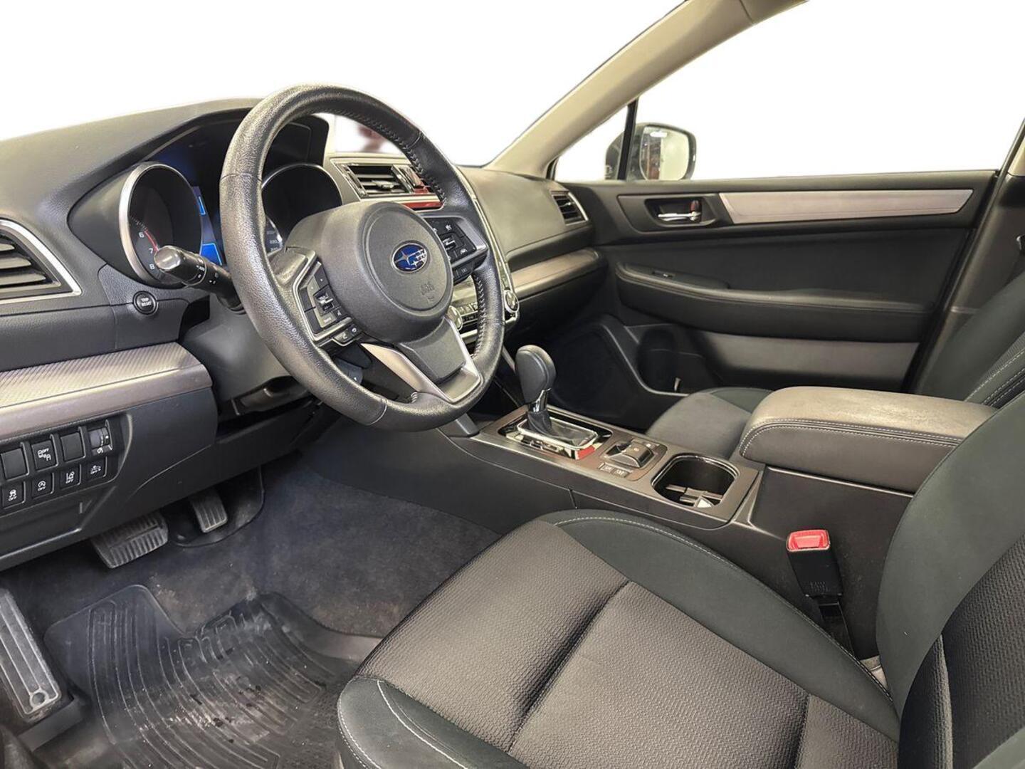 SUBARU Outback 2018