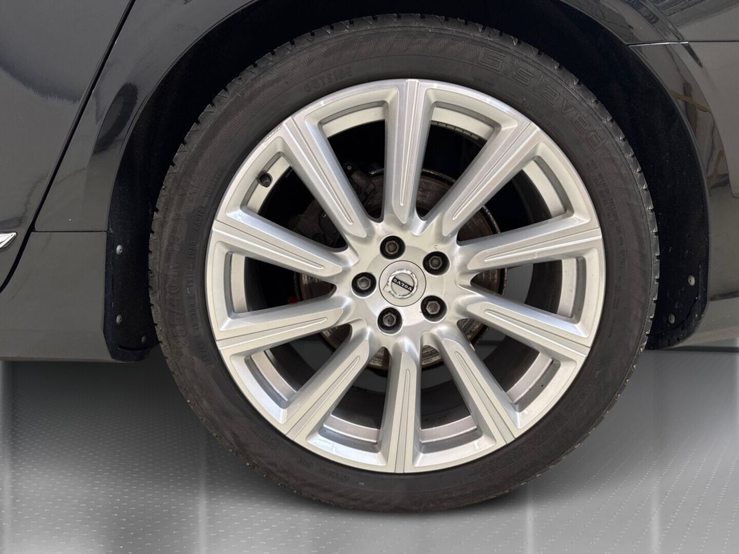 VOLVO S90 13