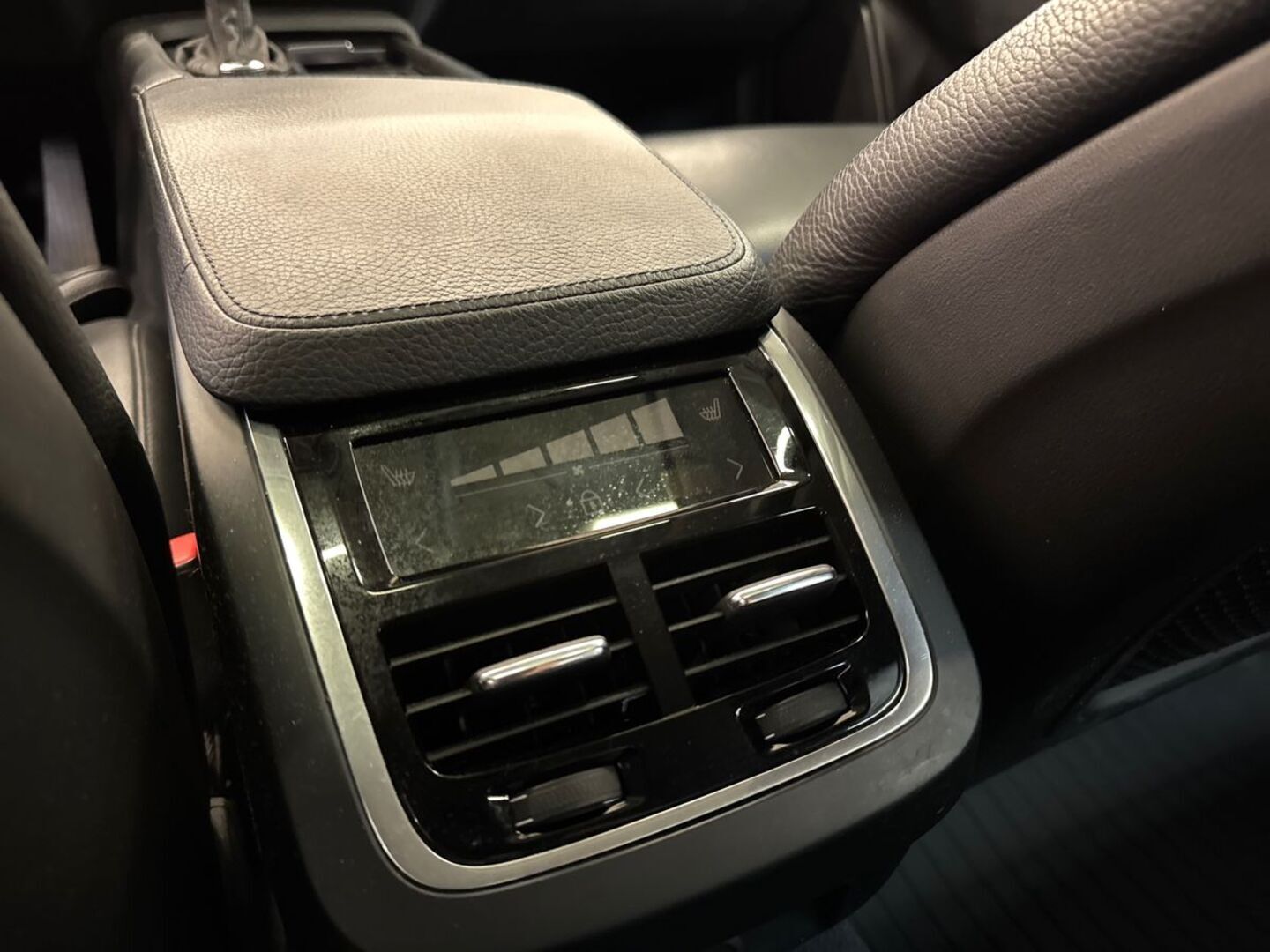 VOLVO S90 32