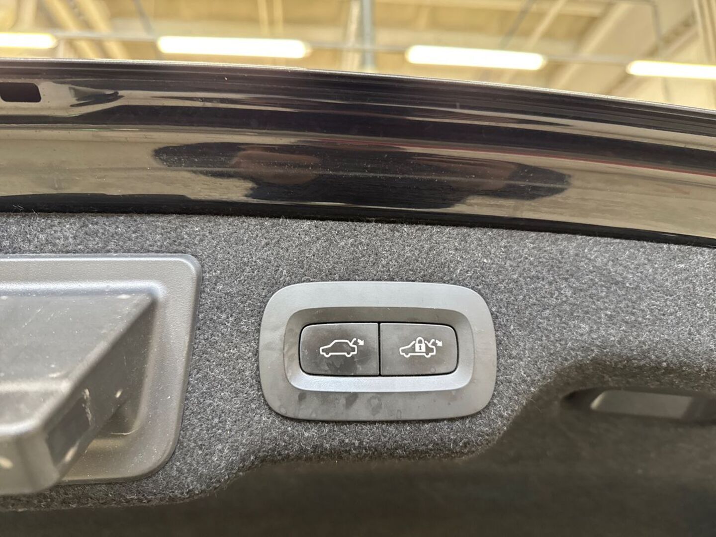 VOLVO S90 34