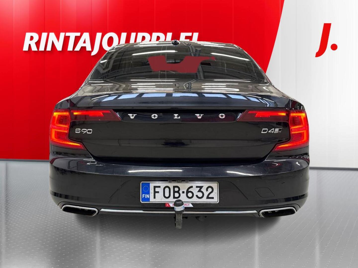 VOLVO S90 5