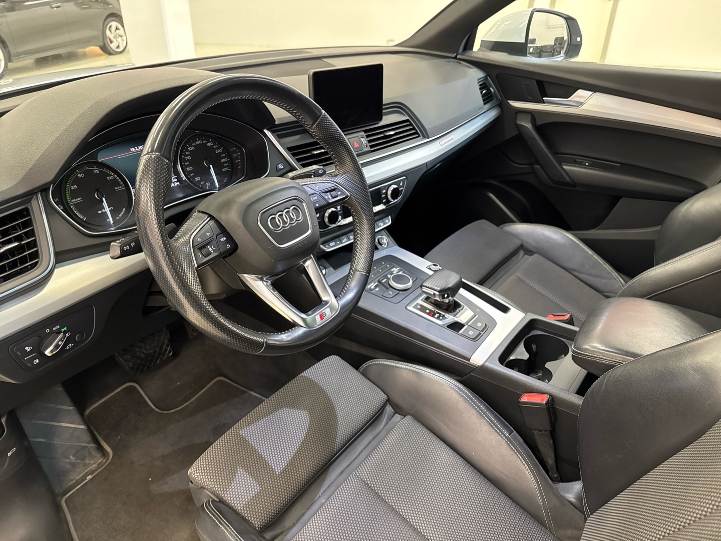 AUDI Q5 2019