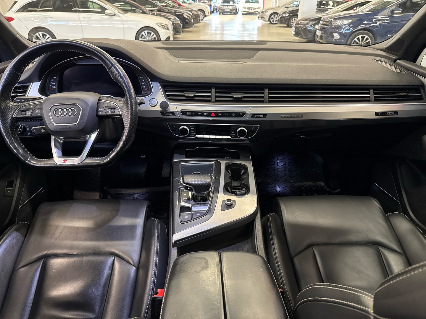 AUDI e-tron 2017