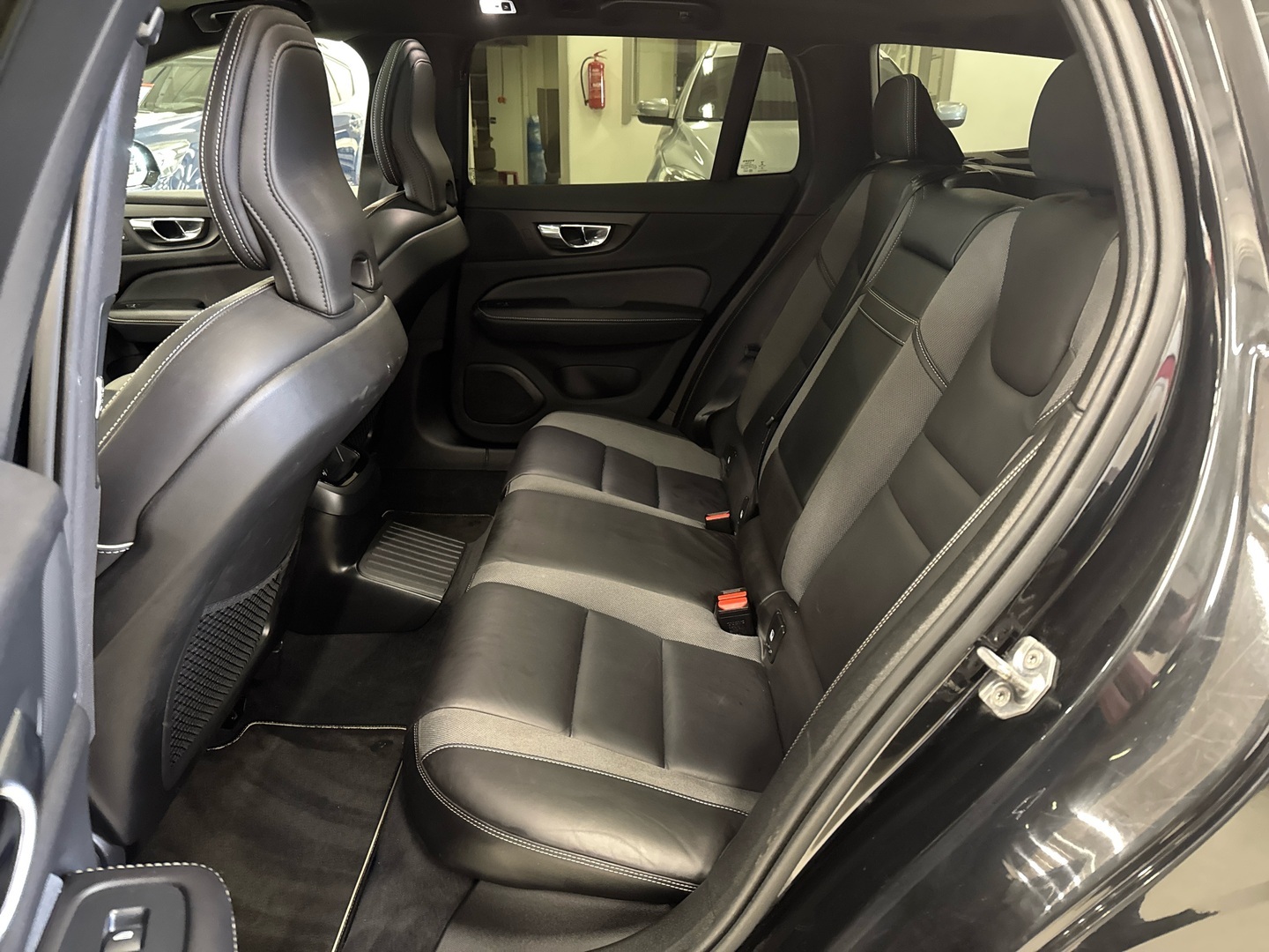 VOLVO V60 2019