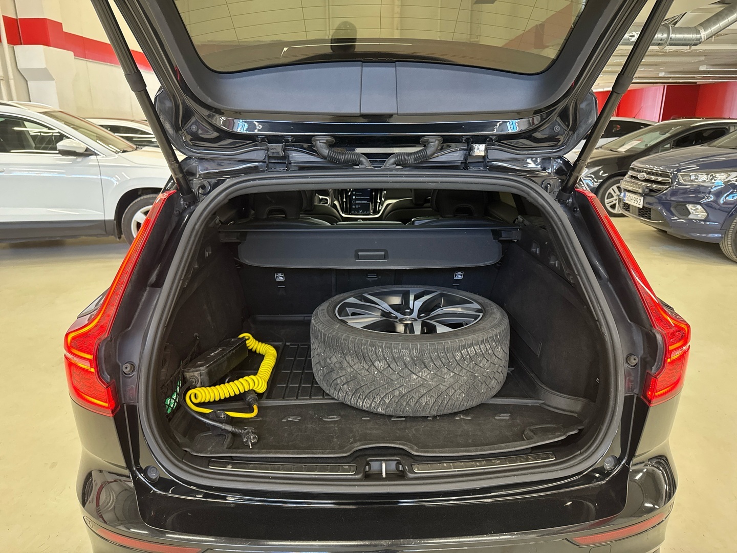 VOLVO V60 2019
