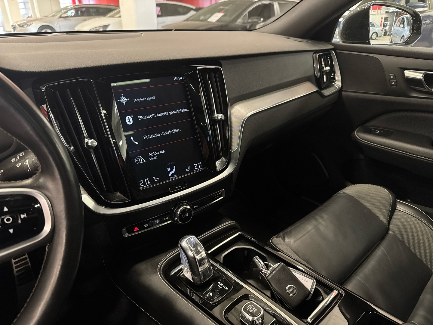 VOLVO V60 2019