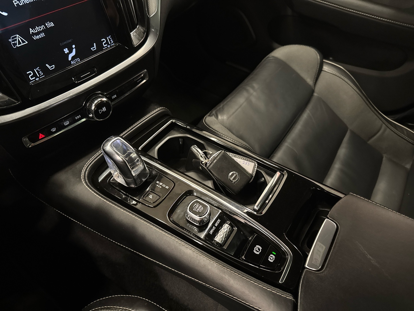 VOLVO V60 2019