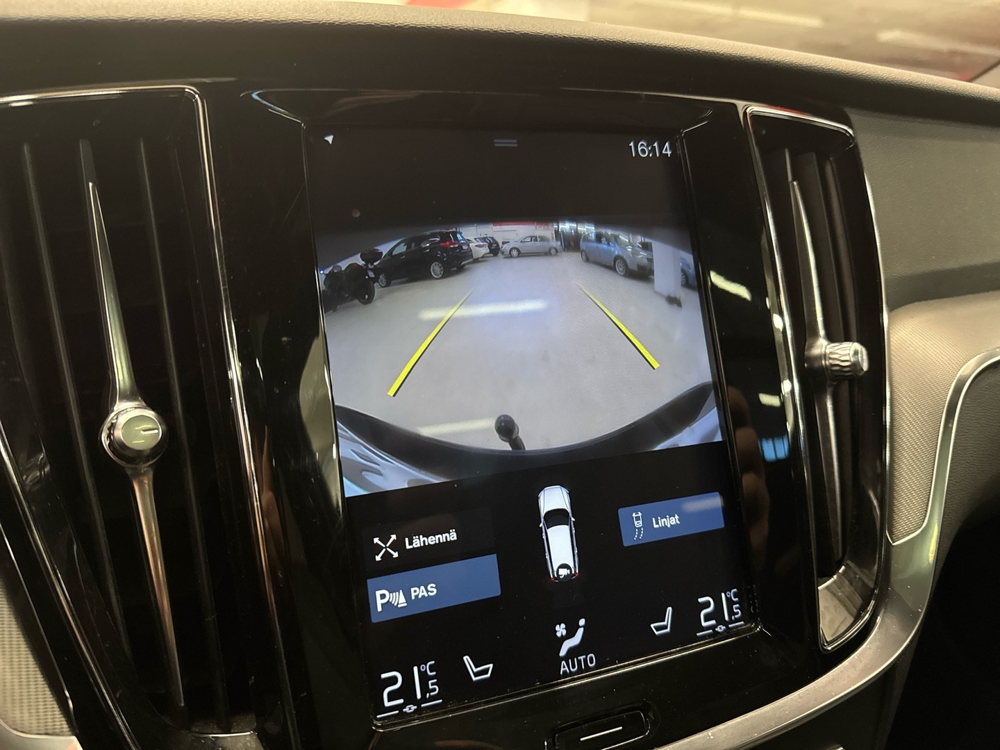 VOLVO V60 2019