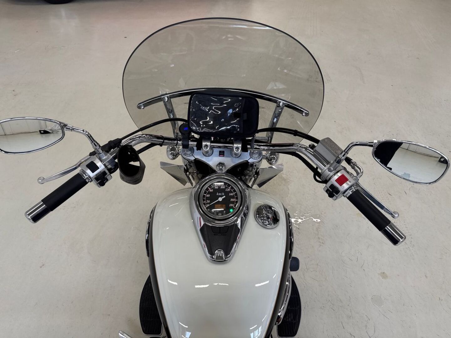 SUZUKI VL 2006
