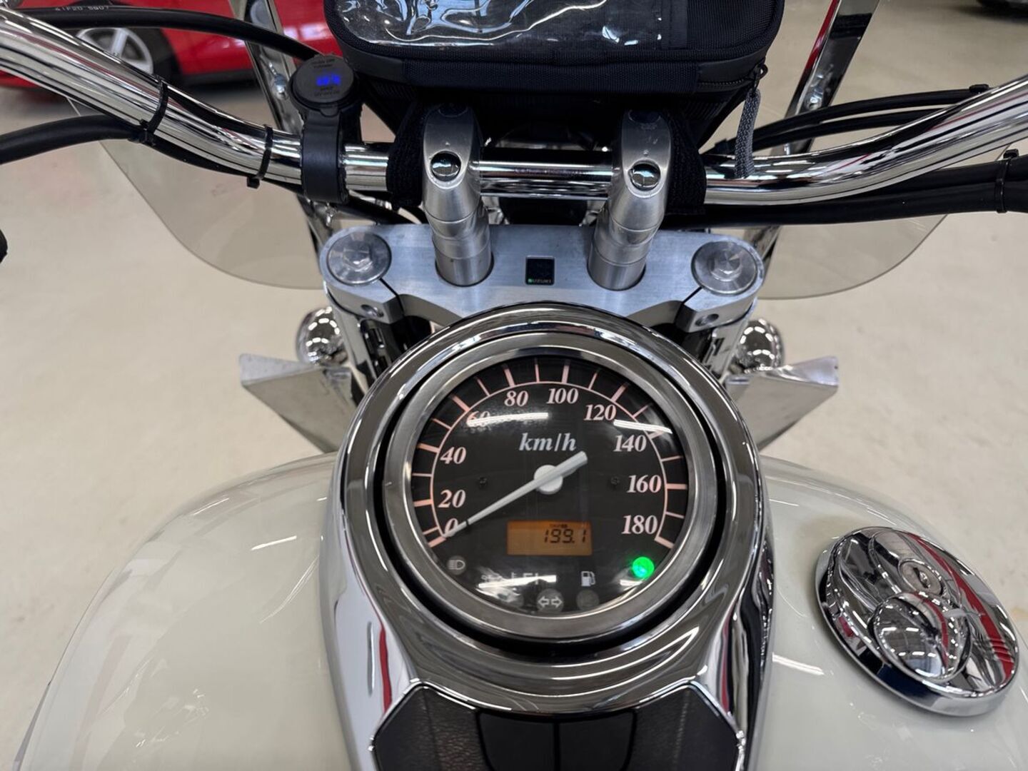 SUZUKI VL 2006