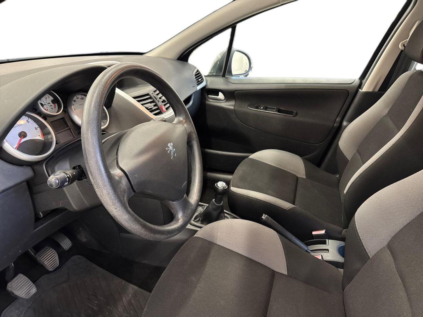 PEUGEOT 207 2008