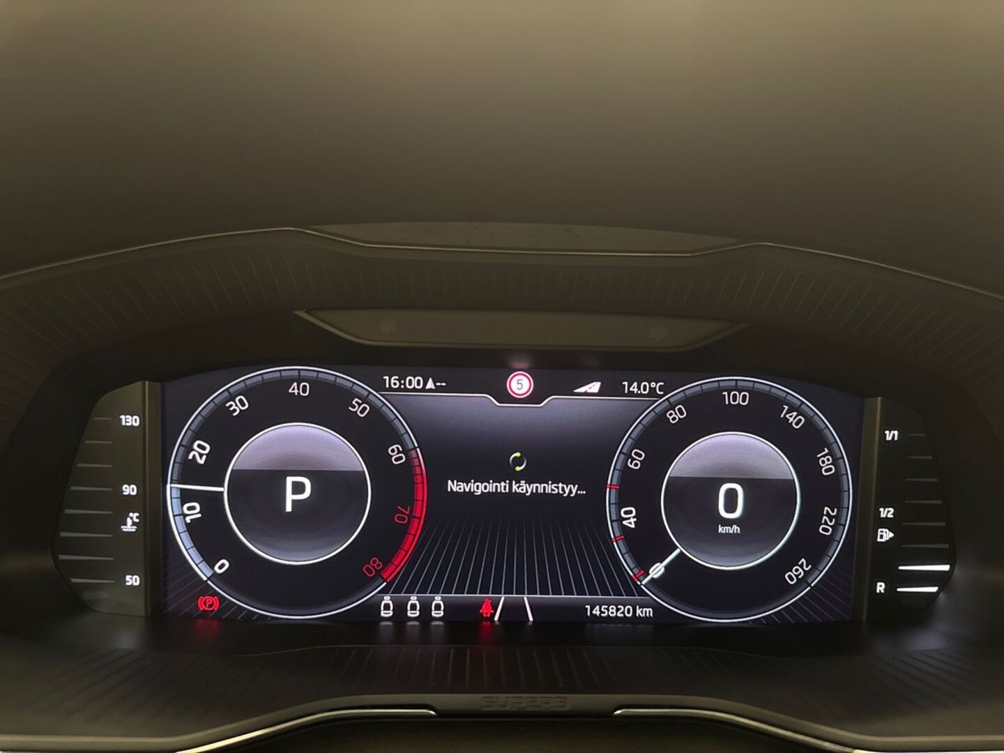 SKODA Superb 2021