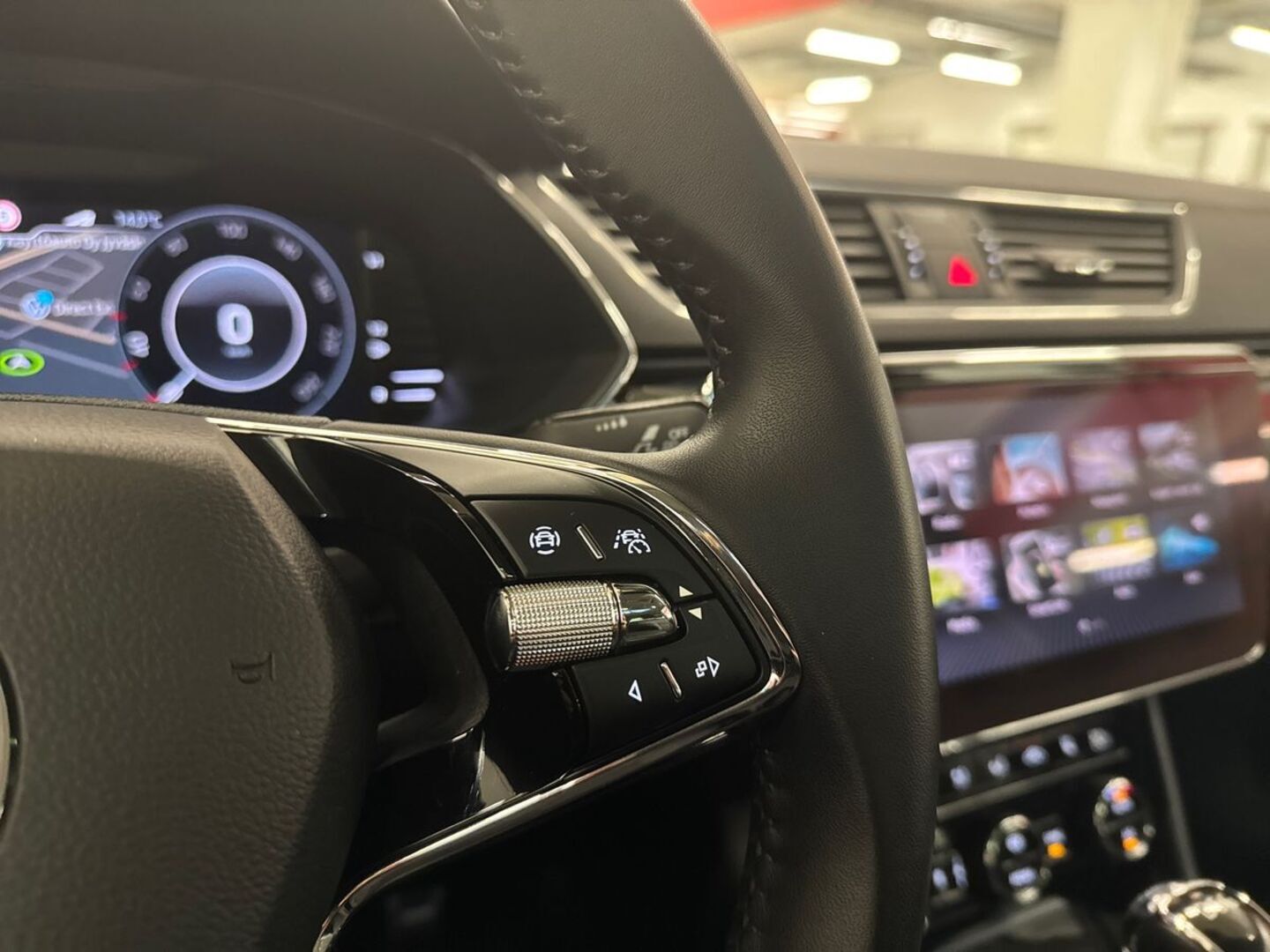 SKODA Superb 2021