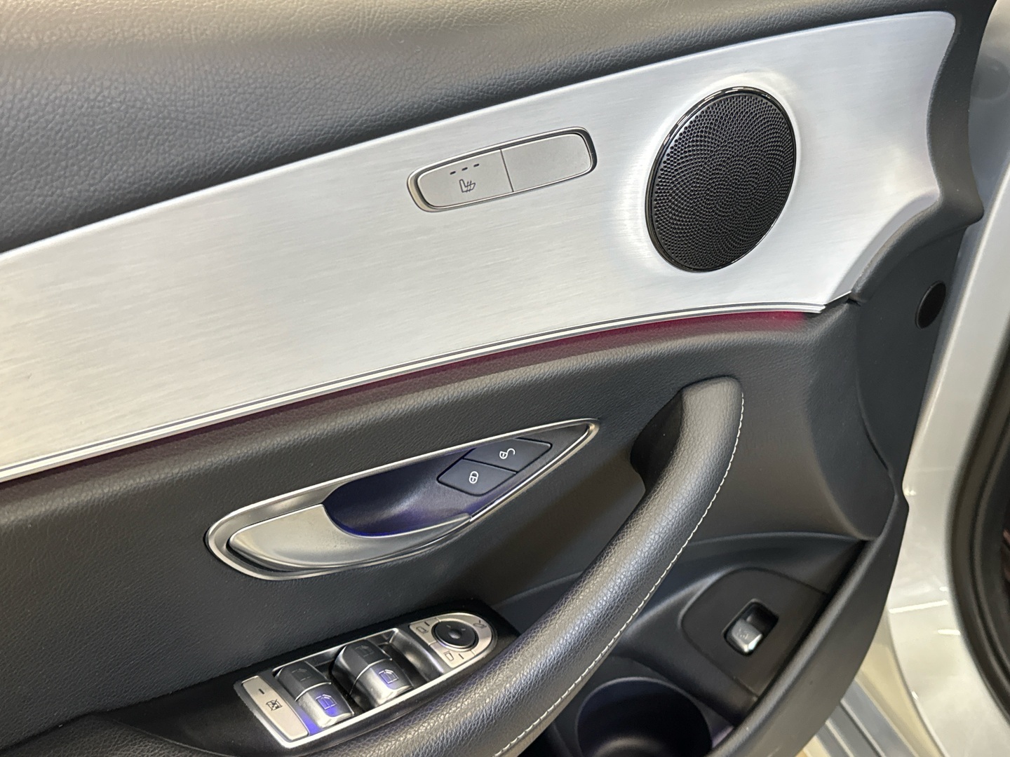 MERCEDES-BENZ E 2021