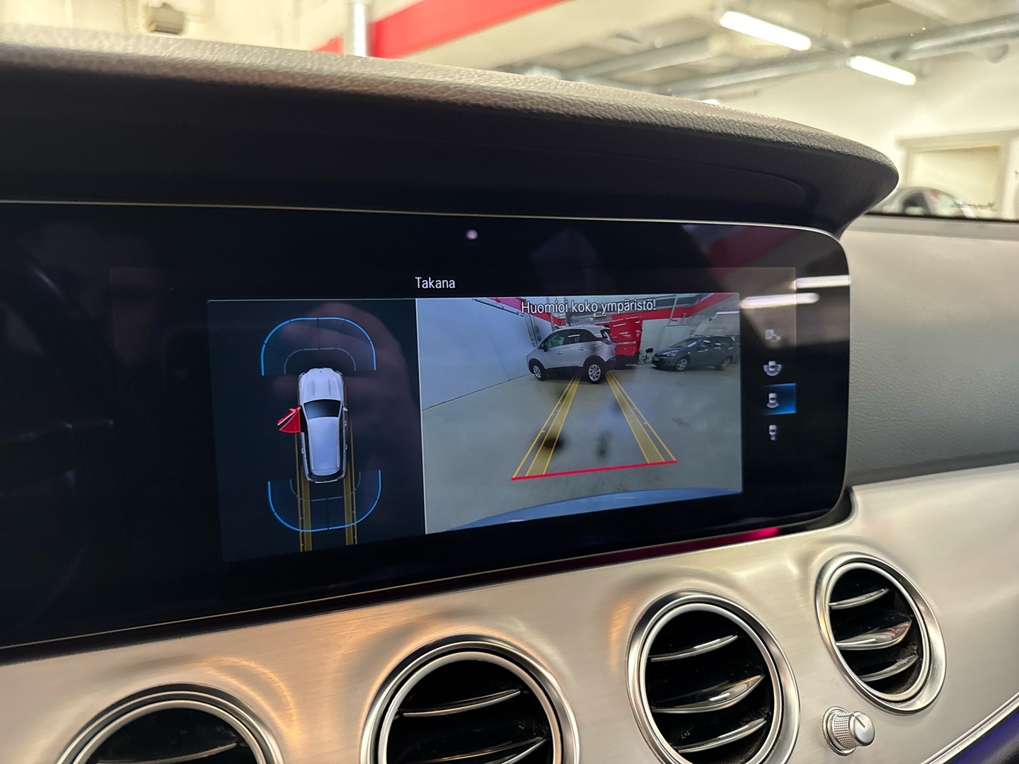 MERCEDES-BENZ E 2021