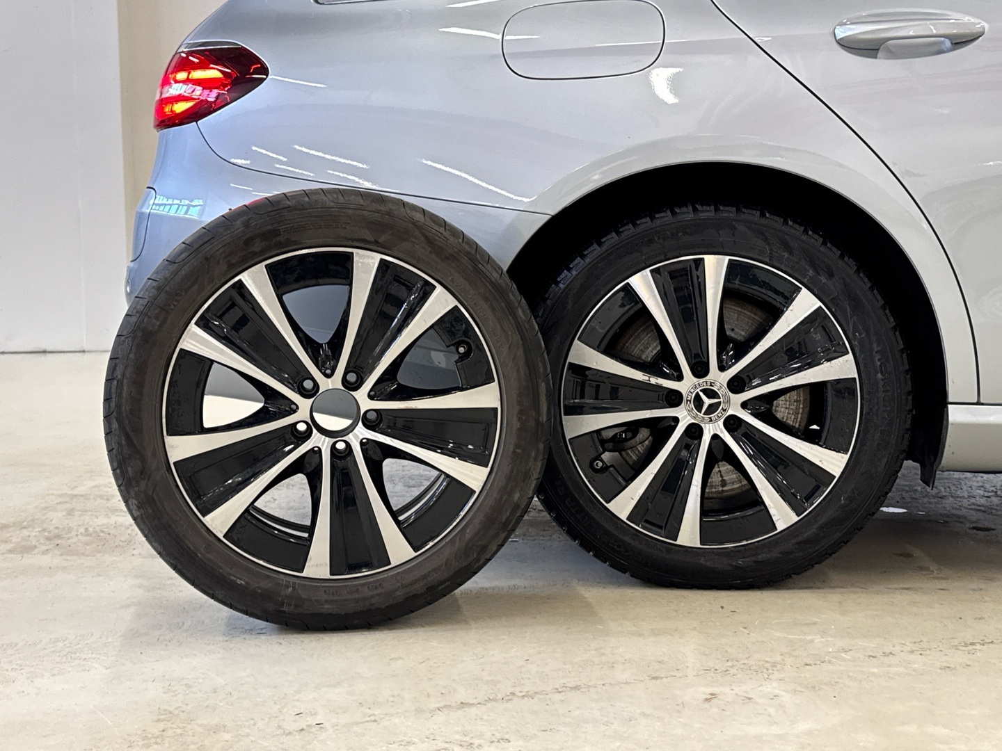 MERCEDES-BENZ E 2021