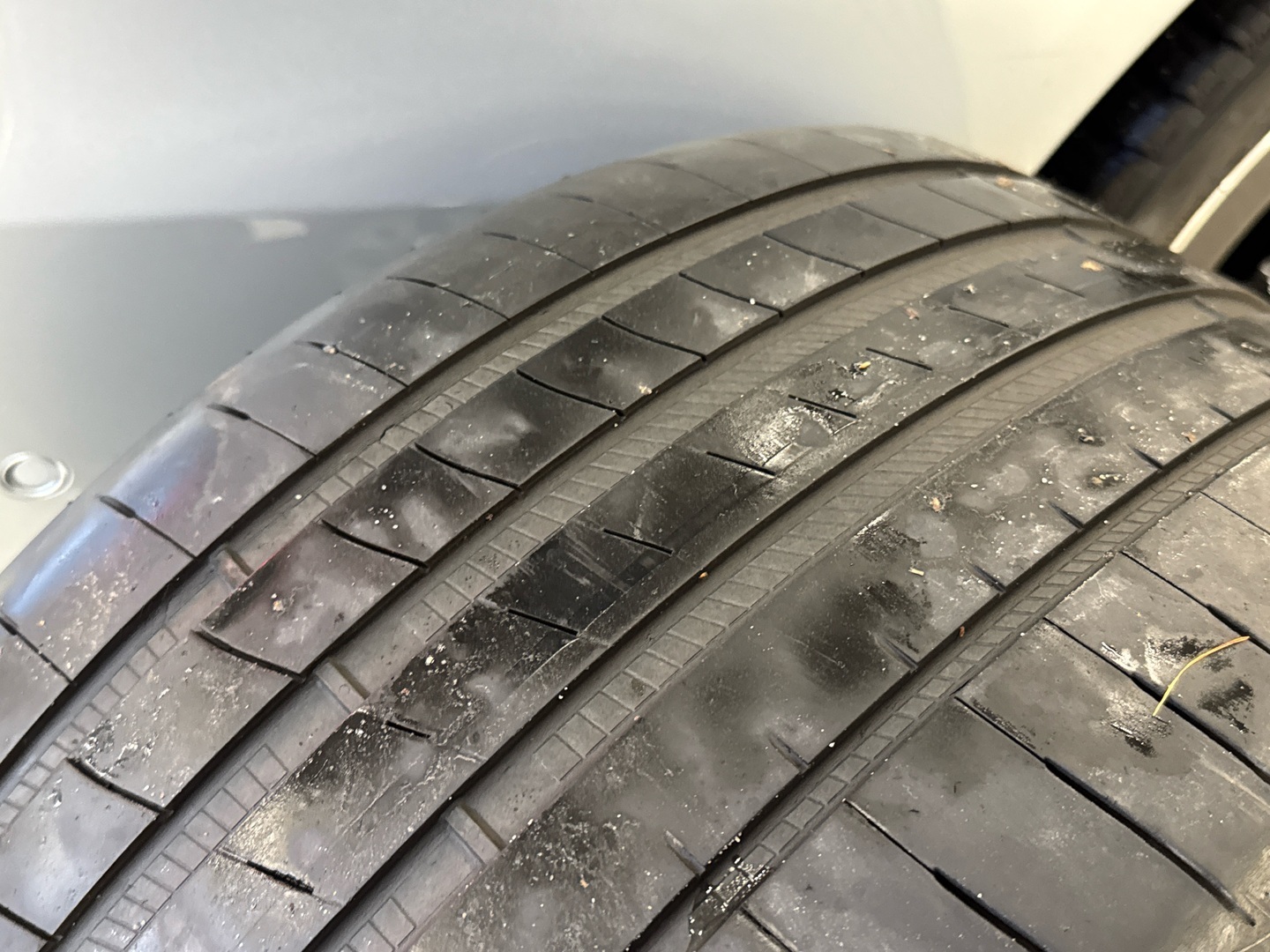 MERCEDES-BENZ E 2021