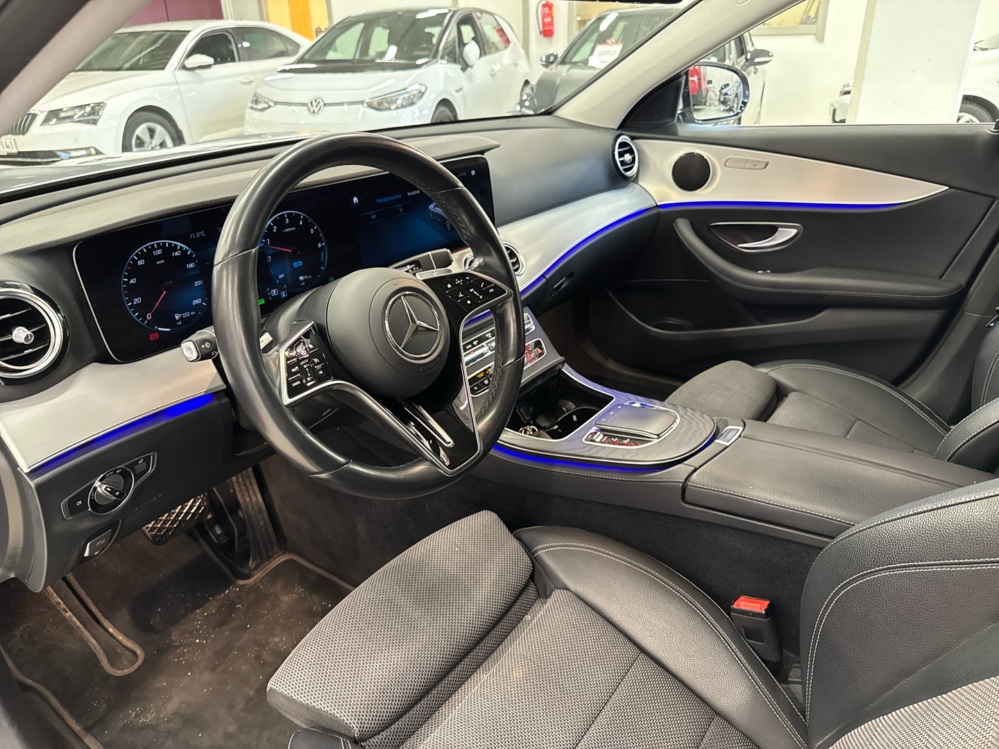 MERCEDES-BENZ E 2021