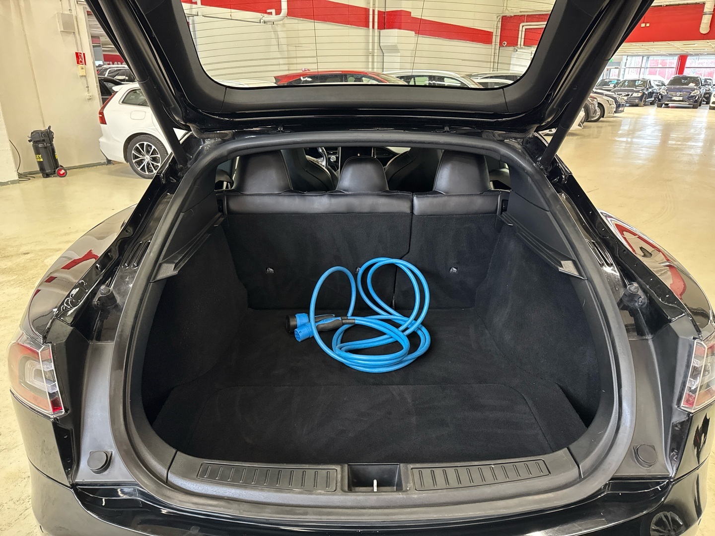 TESLA Model S 2018