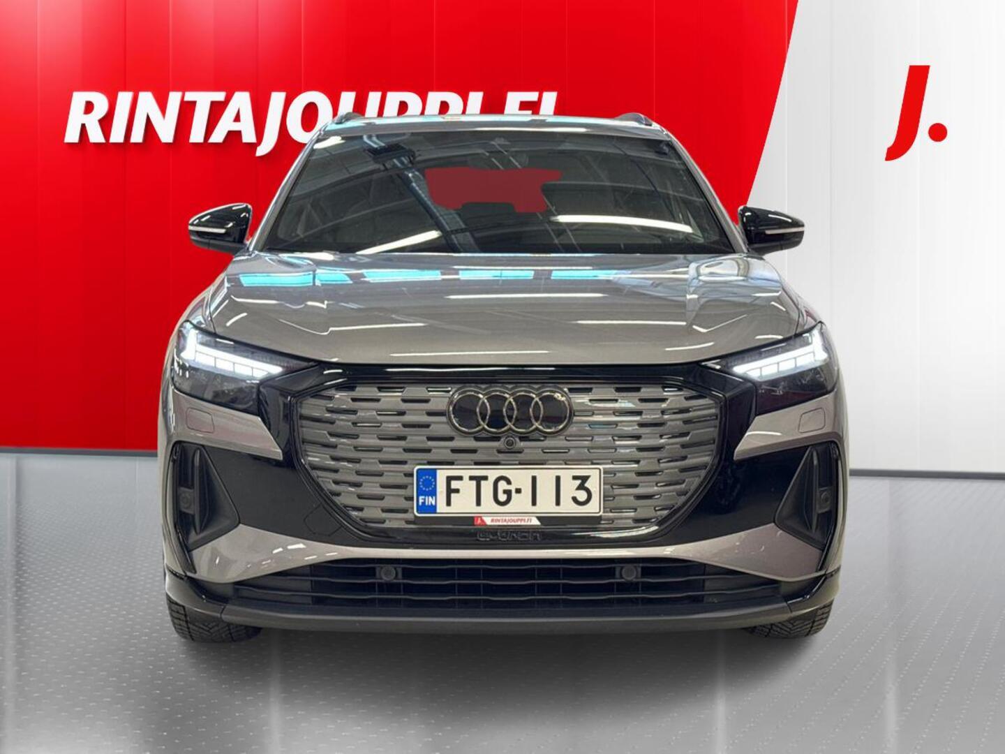 AUDI Q4 e-tron 2022
