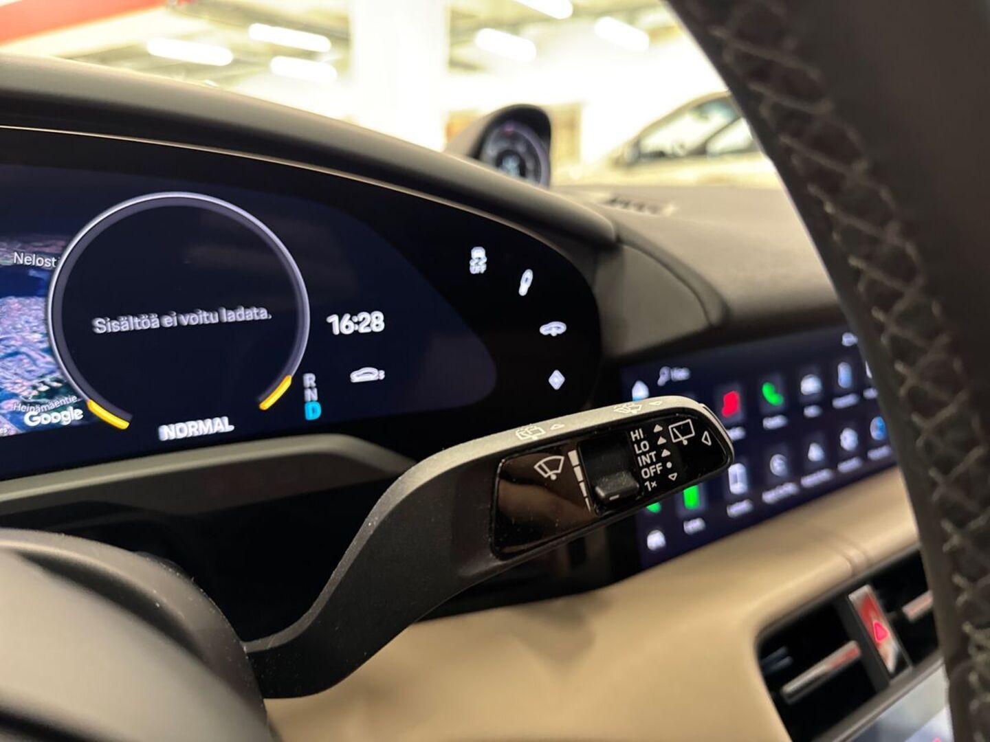 PORSCHE Taycan 2022