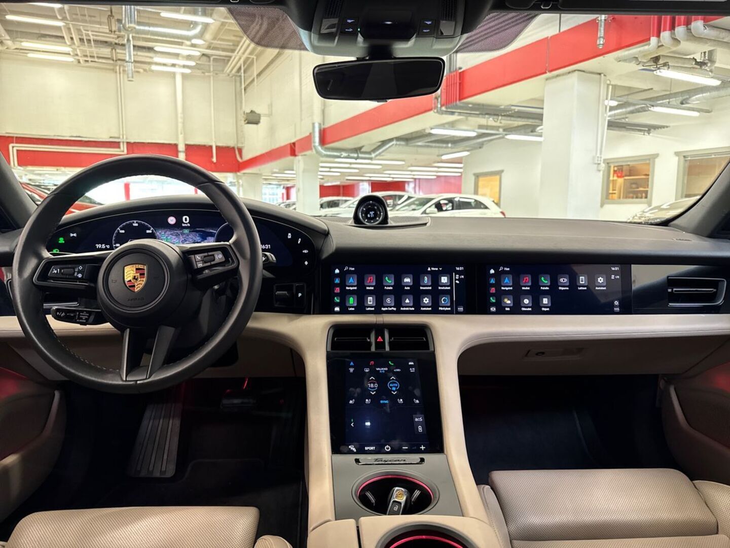 PORSCHE Taycan 2022