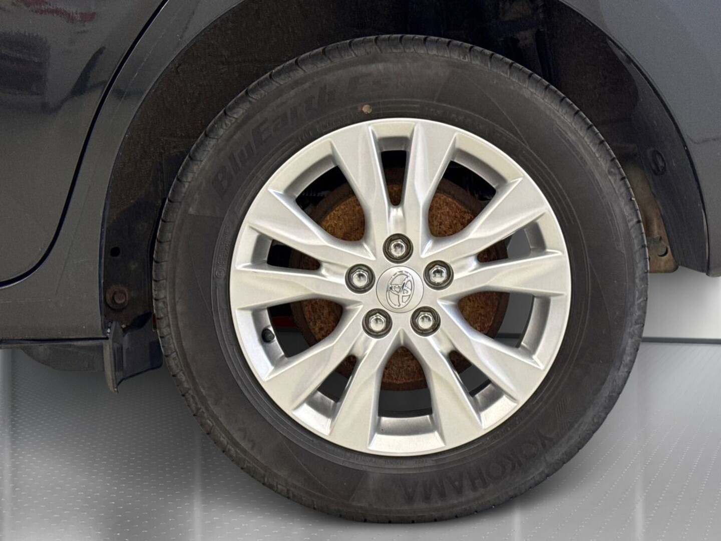 TOYOTA Verso-S 2012