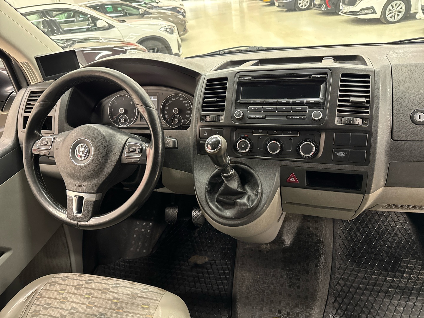 VOLKSWAGEN Transporter 2013